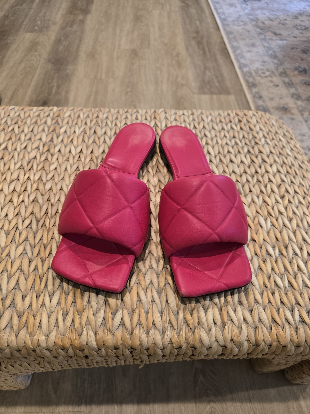Bottega Veneta Women’s Hot Pink Quilted Slide Sandals Size 40.5